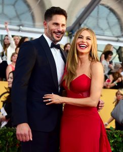 1422234924_sofia-vergara-joe-manganiello-zoom