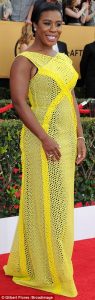 250E880B00000578-2926150-Sunny_Uzo_Aduba_in_Angel_Sanchez_House_Of_Cards_Mozhan_Marno_and-a-15_1422261503719
