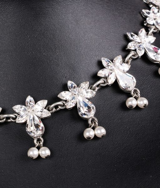 Otazu Flower and Pearl necklace