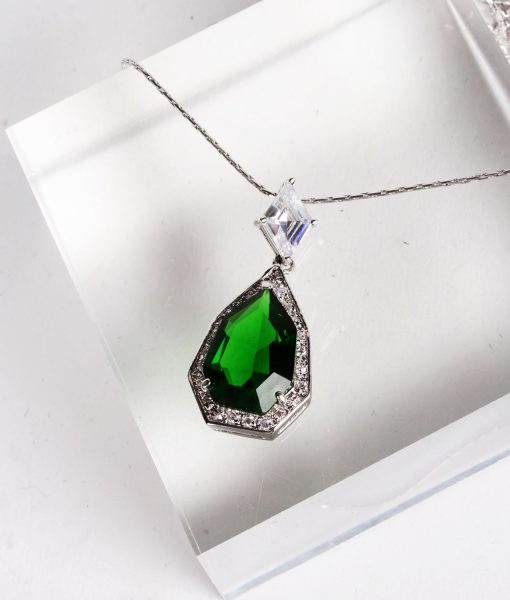 emerald pendant