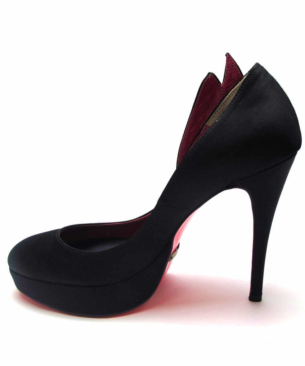 Alila Black Leaf Crystal Heels by Suecomma Bonnie