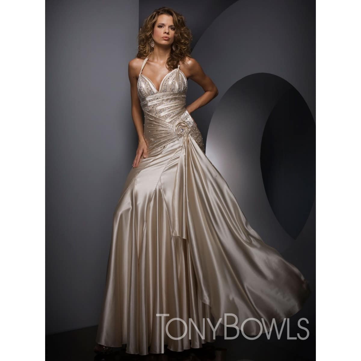 Style TB117282 Tony Bowls Size 6 Prom Cap Sleeve Lace White Aline Dress on  Queenly