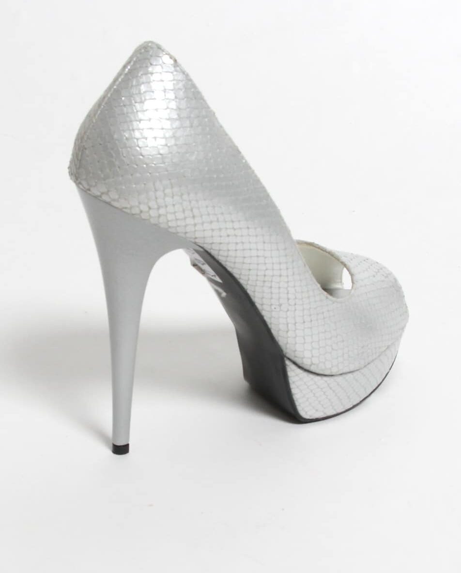 Silver-Crocodile-Peep-Toe-Platorm-Heels-Alila-Boutique