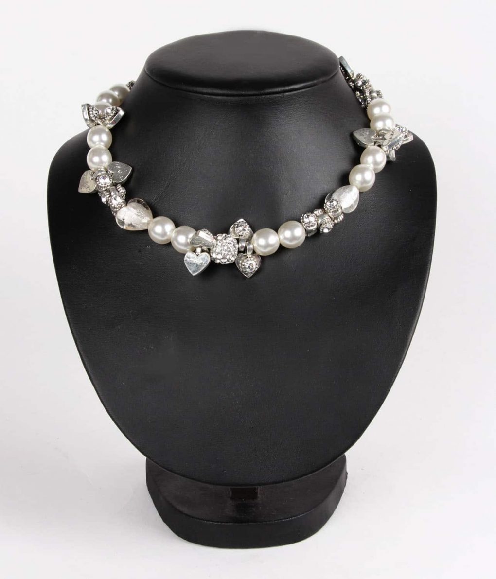 Alila Otazu Pearl & Hearts Necklace