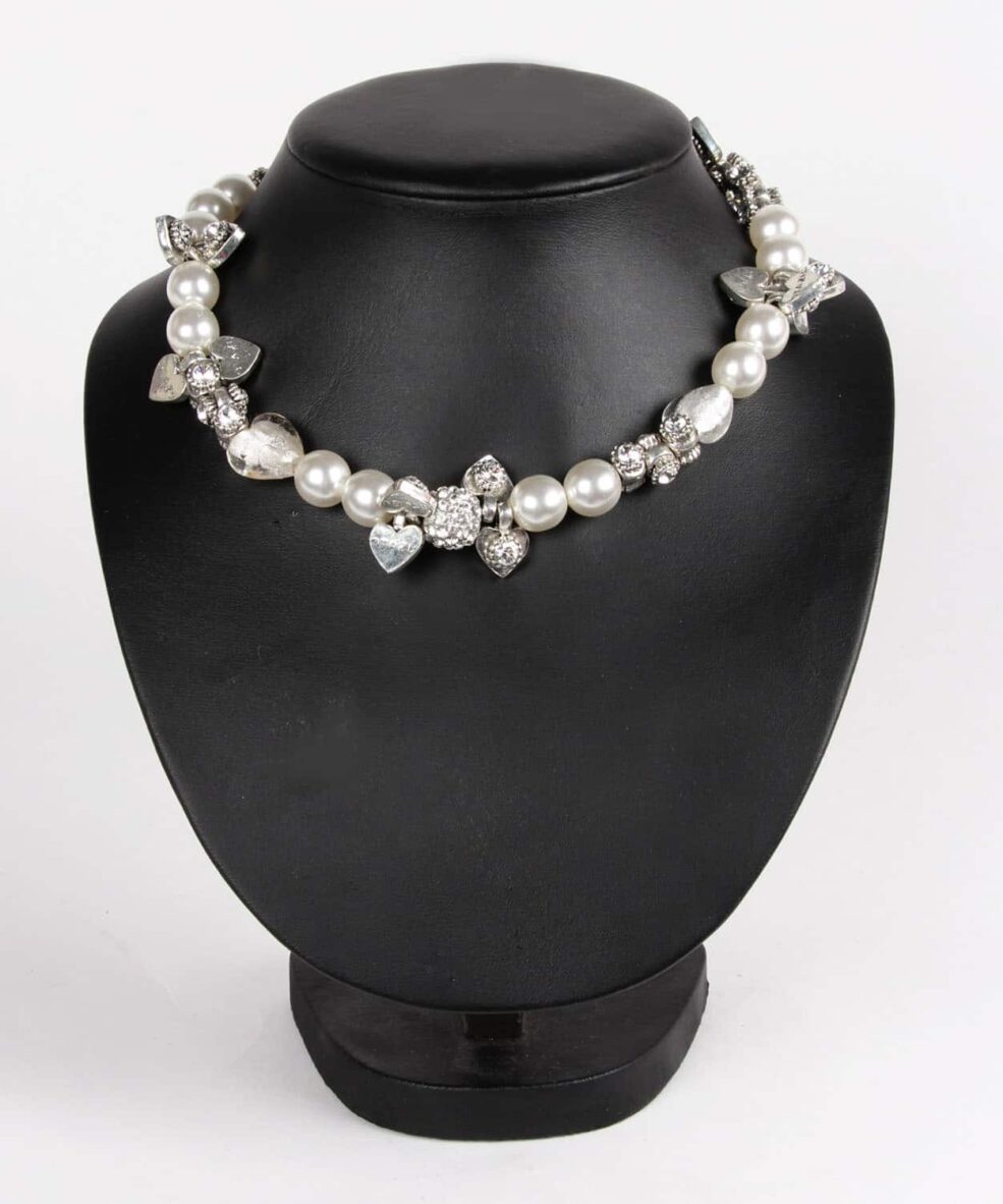 Alila Otazu Pearl & Hearts Necklace