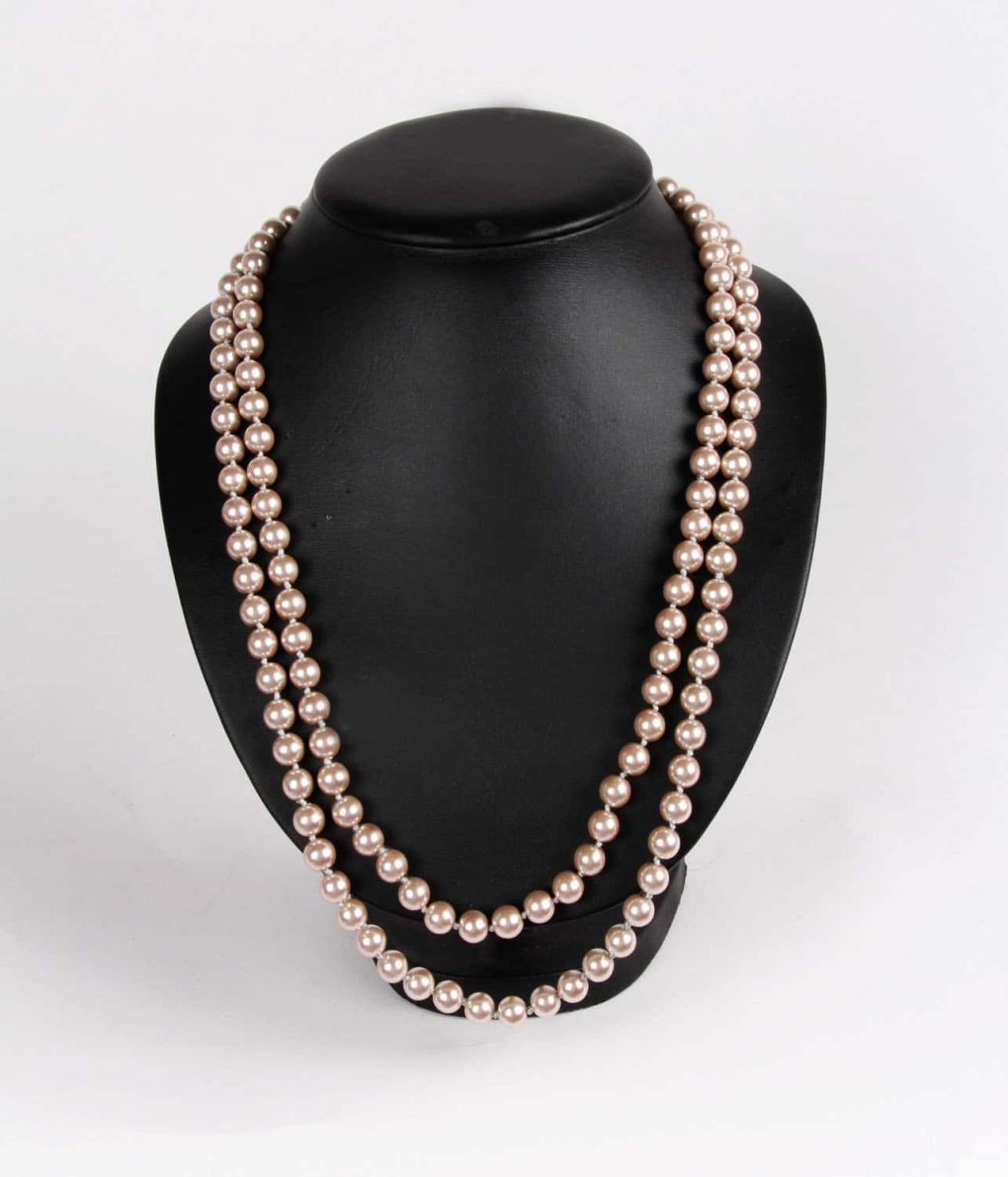 Alila Long Chain of Genuine Peach Pearls Necklace