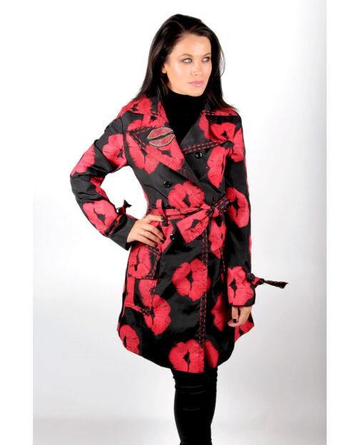 Black Trench coat red lips kiss