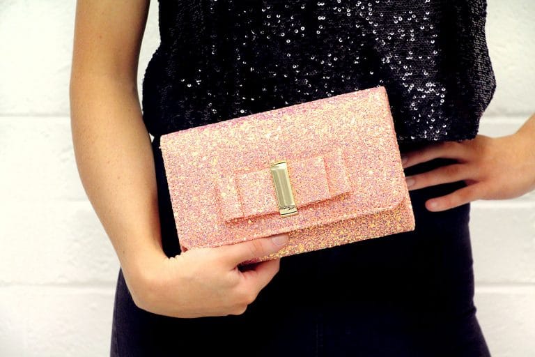 Alila-Pink-Glitter-Clutch-Bag-Mascara