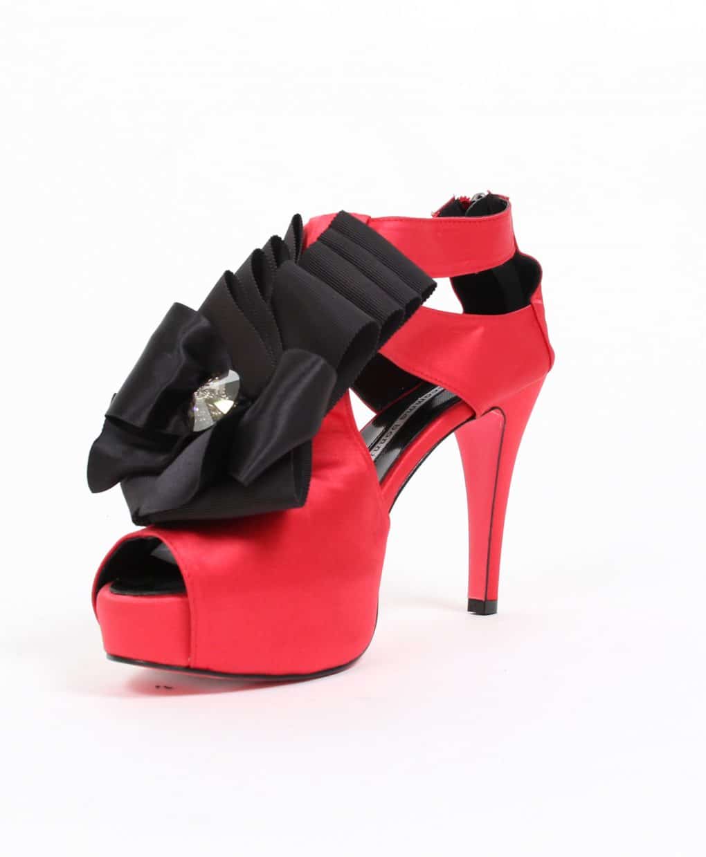 Red-black-platform-swarovski-heels-suecomma-bonnie-Alila