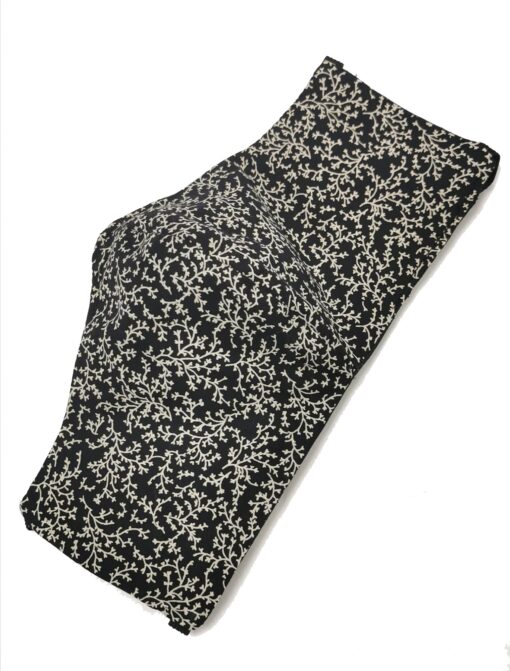 Black-stylish-patterned-cotton-face-covering-Alila