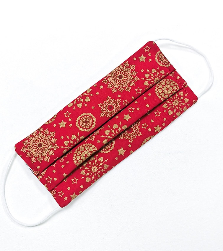 Red-and-Gold-Christmas-Pattern-Children's-face-covering Alila Irish